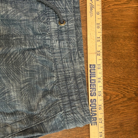 Mens Goodfellow & Co. Blue on Blue Palm Leaf design. Med. 34 waist. 7.5” inseam. - Picture 3 of 4